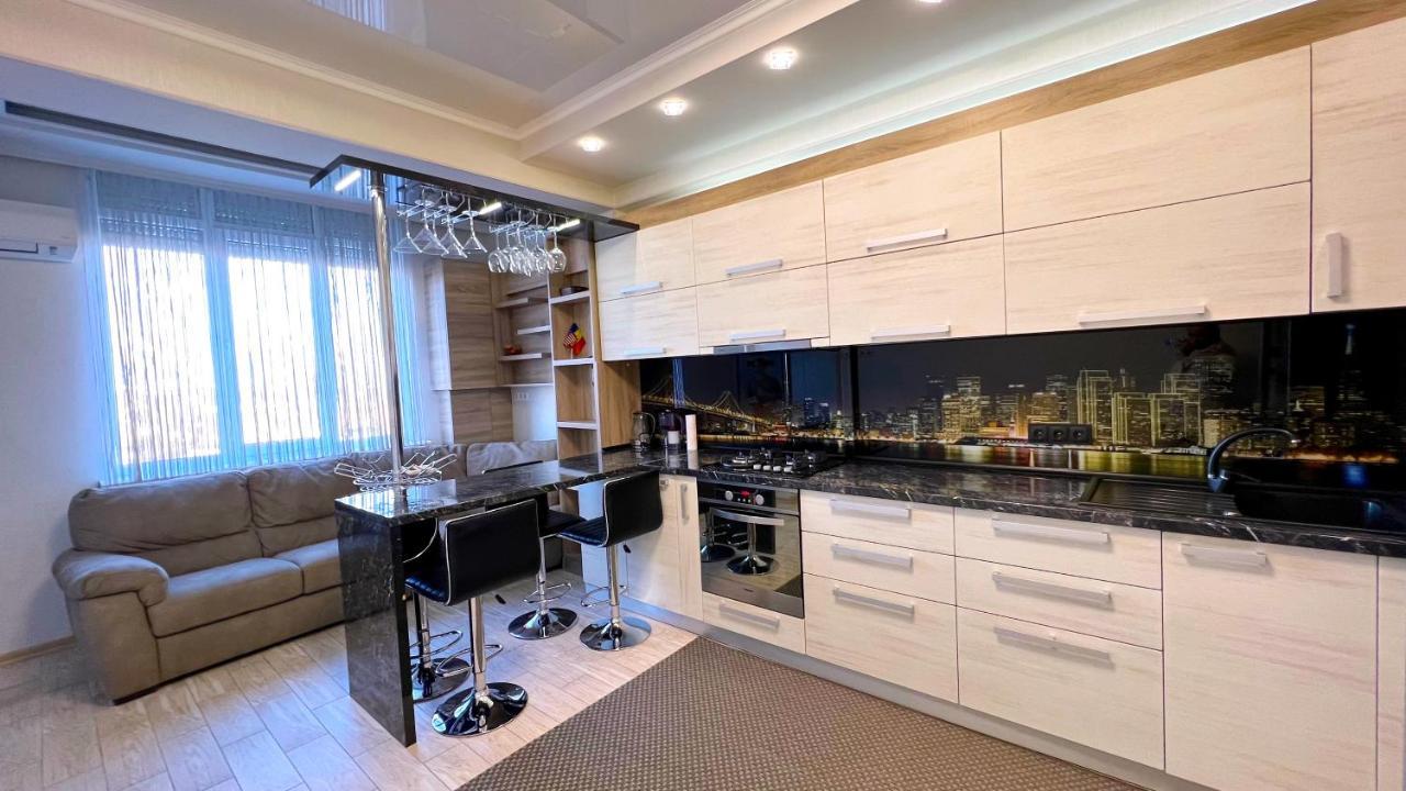 Apartament De Lux Cu 2 Camere Si Living Chisinau Ngoại thất bức ảnh